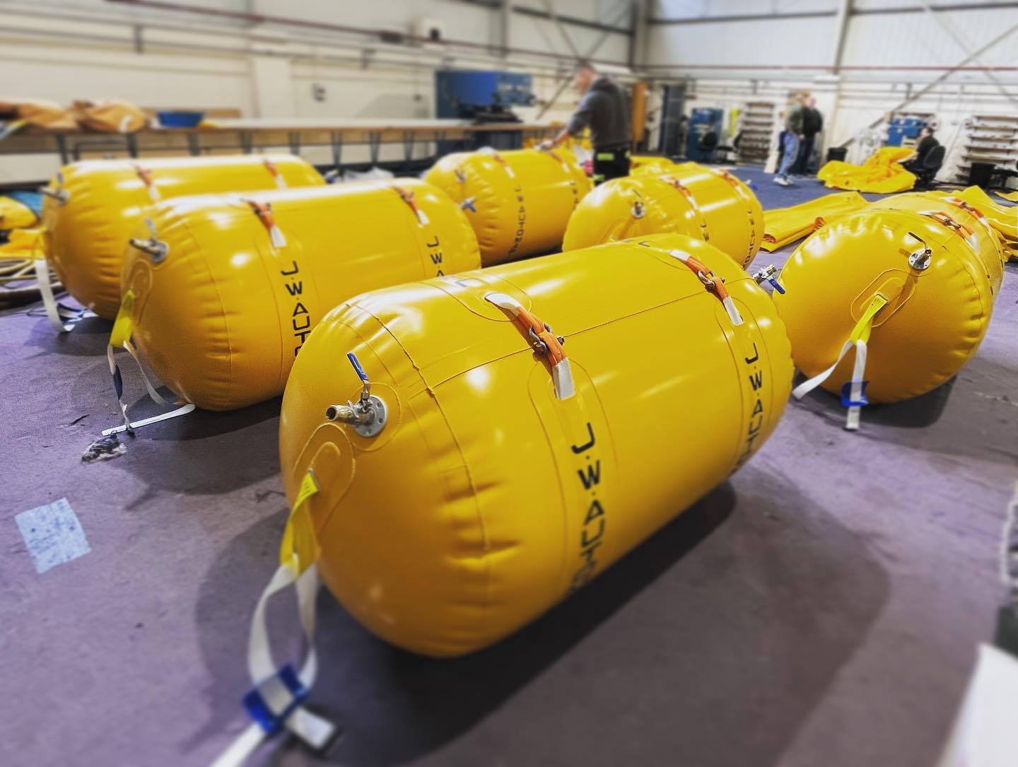 Zylindrische, geschlossene Hebekissen